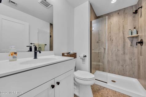28 Catherine Street Red Bank NJ 07701