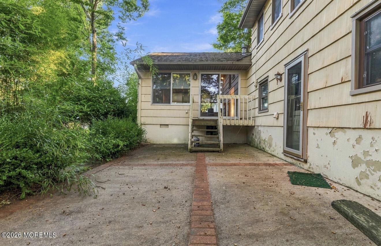 187 Elmwood Road Oakhurst NJ 07755