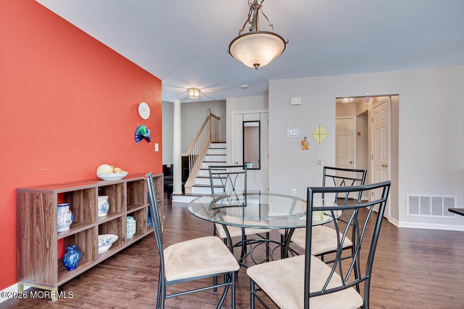 26 Alpine Road Holmdel NJ 07733