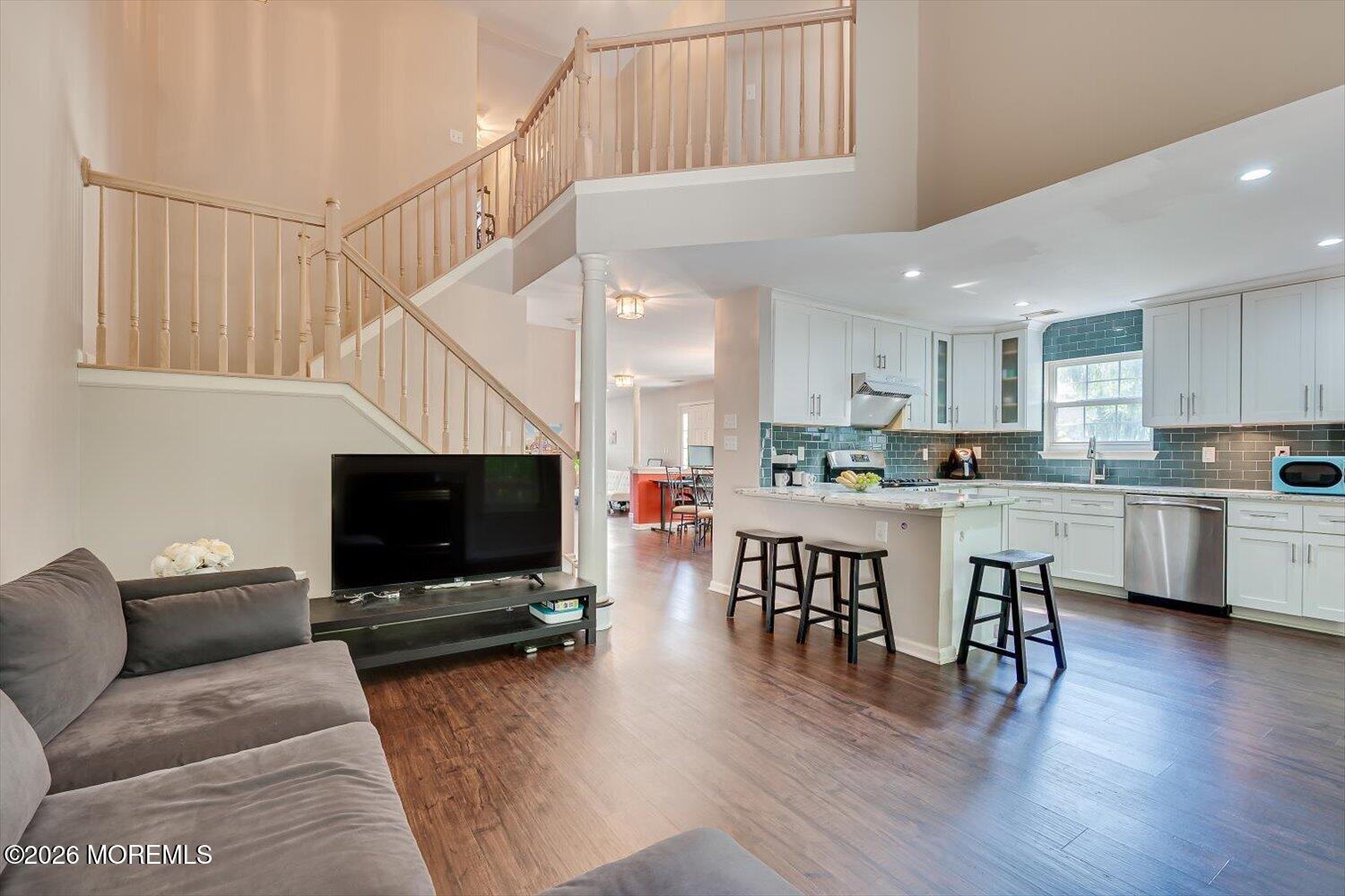 26 Alpine Road Holmdel NJ 07733