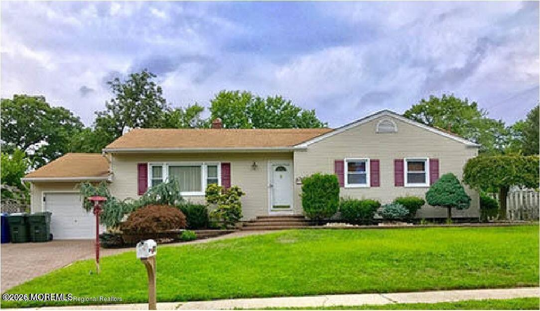 505 W Lincoln Avenue Oakhurst NJ 07755