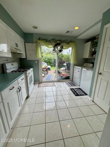 14 Sycamore Avenue Middletown NJ 07748