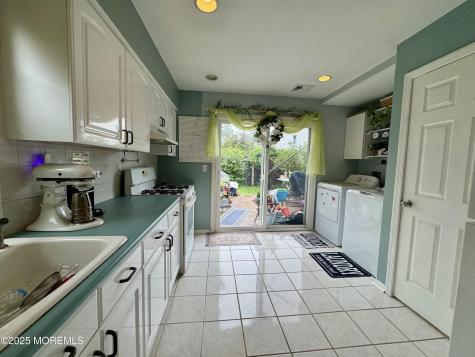 14 Sycamore Avenue Middletown NJ 07748