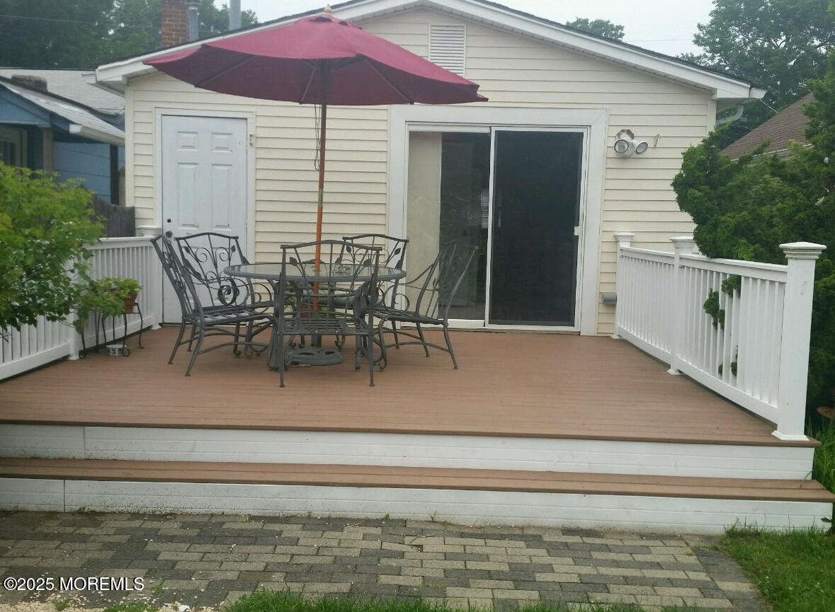 14 Sycamore Avenue Middletown NJ 07748