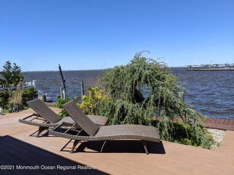 289 Monterey Circle Lavallette NJ 08735