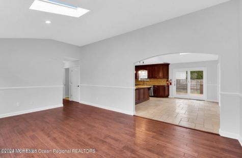 1008 4th Avenue Toms River NJ 08757