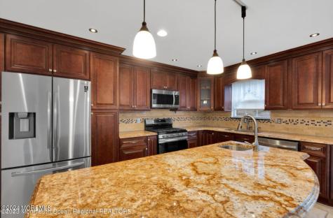 1008 4th Avenue Toms River NJ 08757