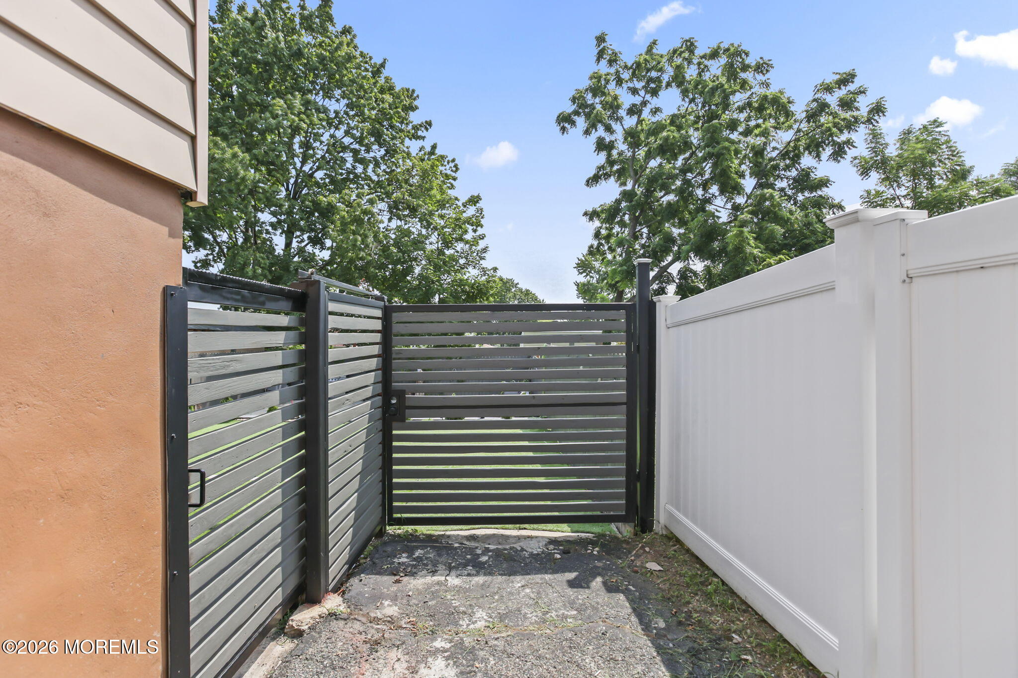 170 Hillside Terrace Irvington NJ 07111
