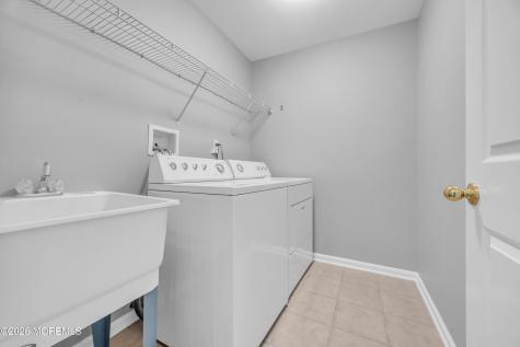 10 Deepwater Circle Manalapan NJ 07726
