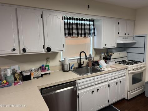 425 Main Street Middletown NJ 07748