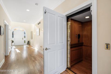 38 Ocean Avenue Manasquan NJ 08736