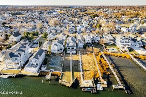 38 Ocean Avenue Manasquan NJ 08736