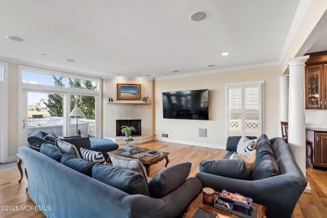 38 Ocean Avenue Manasquan NJ 08736