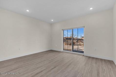 19 Carr Avenue Keansburg NJ 07734