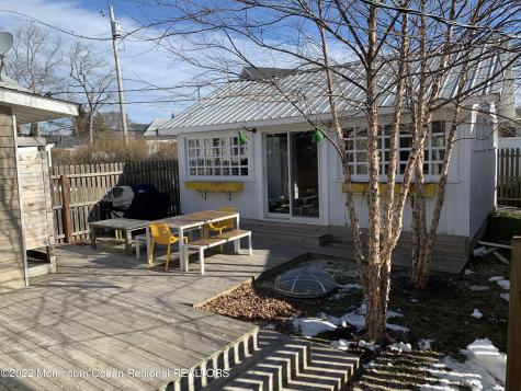 1836 Parkway Lake Como NJ 07719