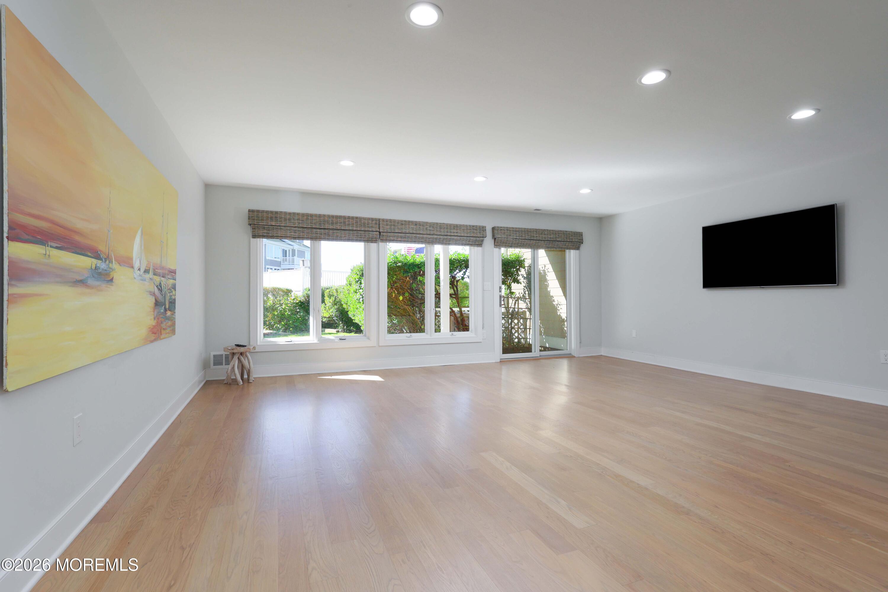 13 Grand Pointe Way Sea Bright NJ 07760