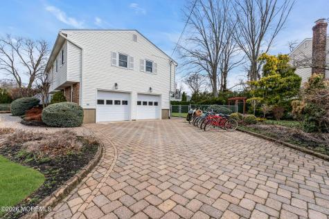 2412 Homestead Avenue Spring Lake Heights NJ 07762