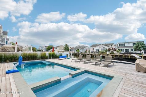 1742 Bay Boulevard Point Pleasant NJ 08742