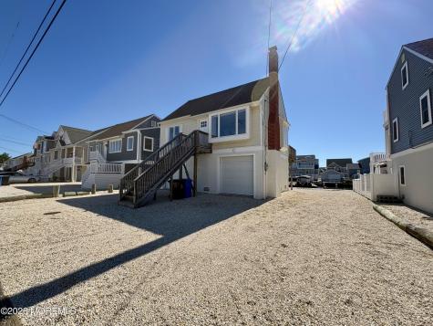 46 Joshua Drive Manahawkin NJ 08050