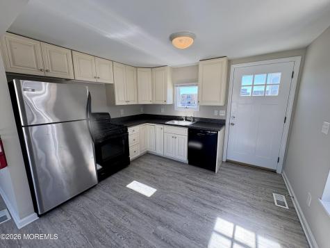 46 Joshua Drive Manahawkin NJ 08050
