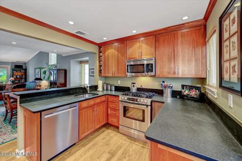 13 Helene Court Tinton Falls NJ 07724