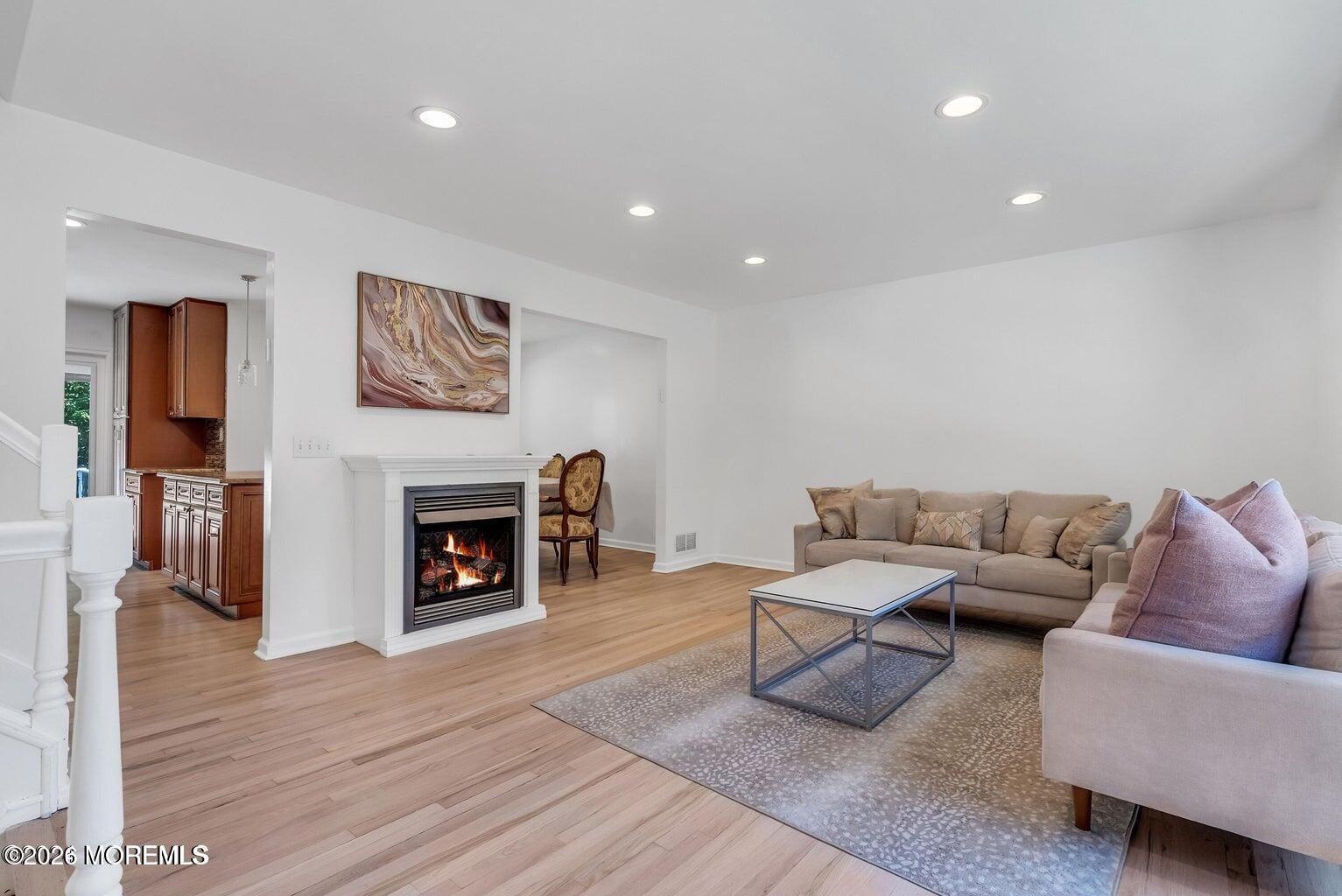 2 Roslyn Drive Oakhurst NJ 07755