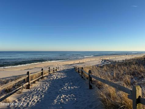 29 4th Avenue Lavallette NJ 08735