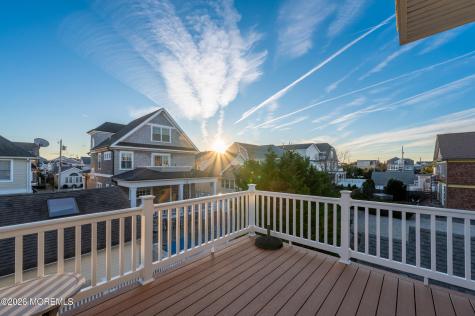 29 4th Avenue Lavallette NJ 08735