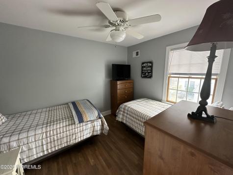 17 7th Avenue Ortley Beach NJ 08751