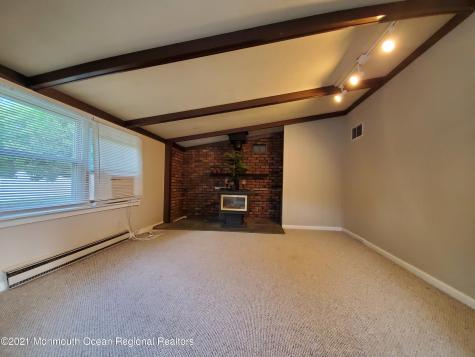 16 Leocadia Court Hazlet NJ 07730