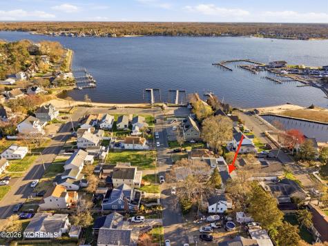 11 Gladney Avenue Toms River NJ 08753