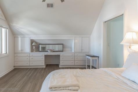 502 Sunset Boulevard Mantoloking NJ 08738