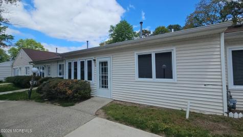 1700 Nj 37 W Toms River NJ 08757