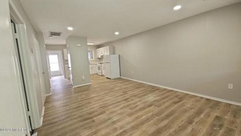 1700 Nj 37 W Toms River NJ 08757