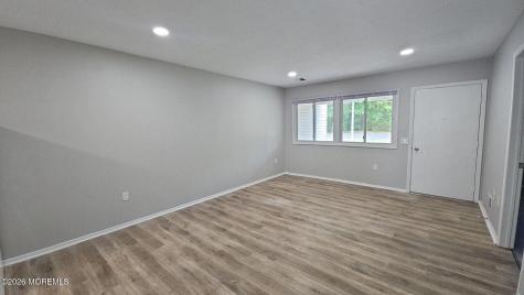 1700 Nj 37 W Toms River NJ 08757