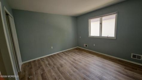 1700 Nj 37 W Toms River NJ 08757