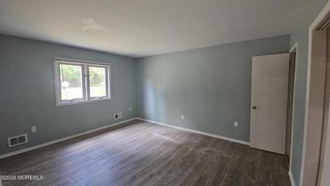 1700 Nj 37 W Toms River NJ 08757
