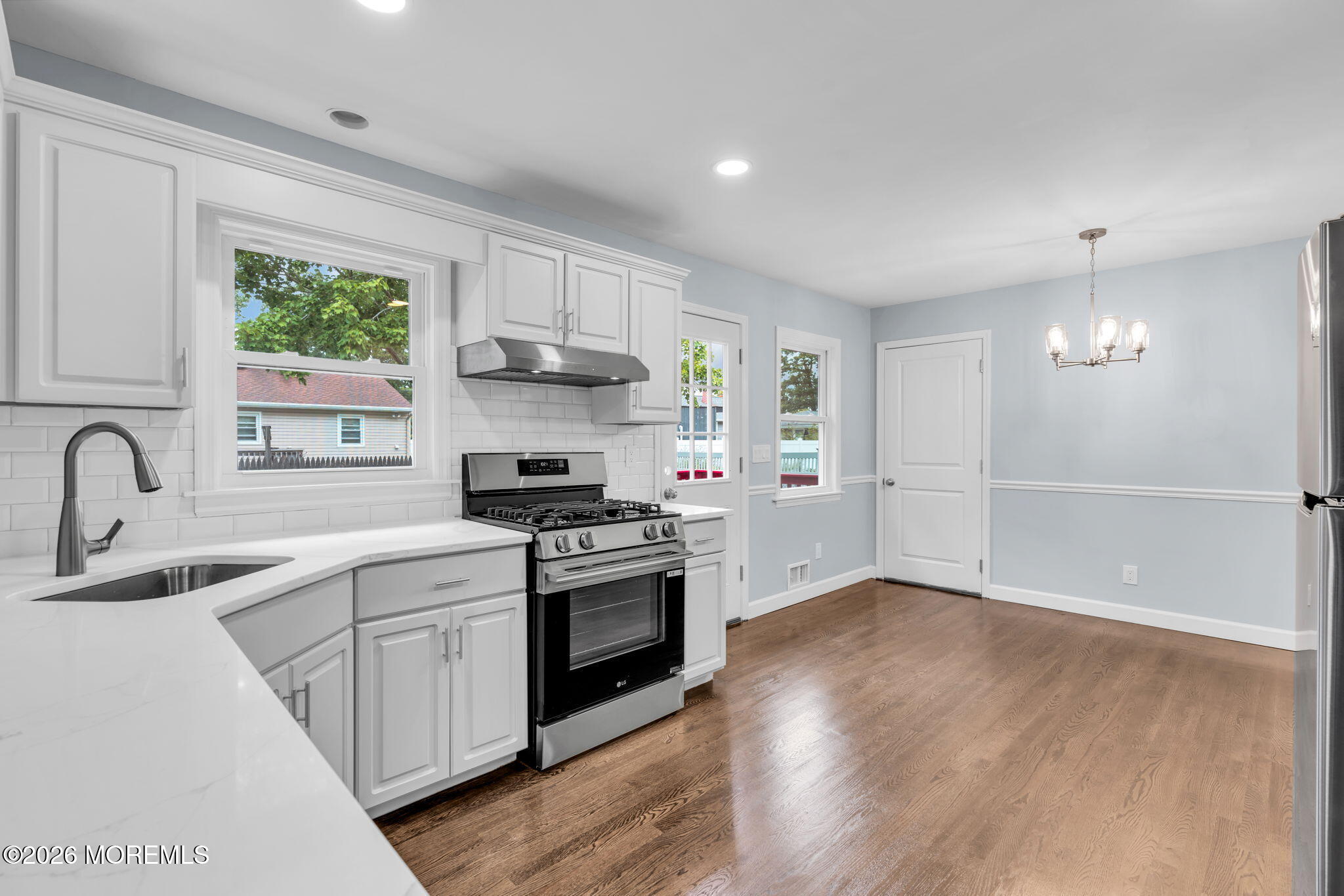 652 Berkeley Avenue Beachwood NJ 08722