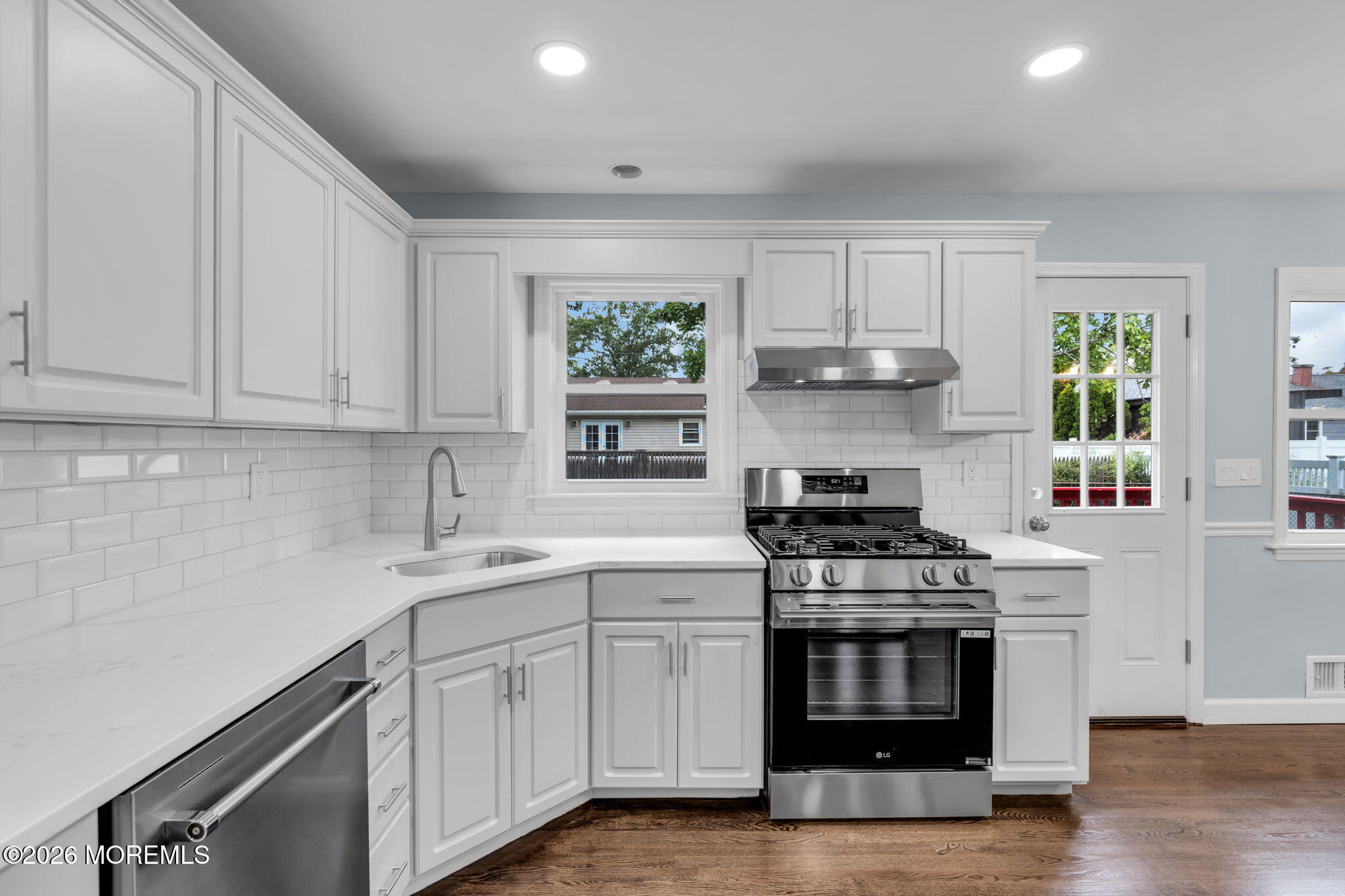 652 Berkeley Avenue Beachwood NJ 08722