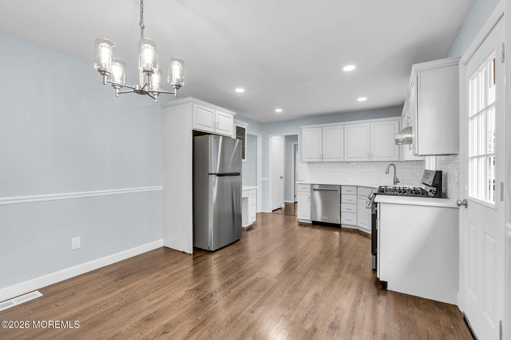 652 Berkeley Avenue Beachwood NJ 08722