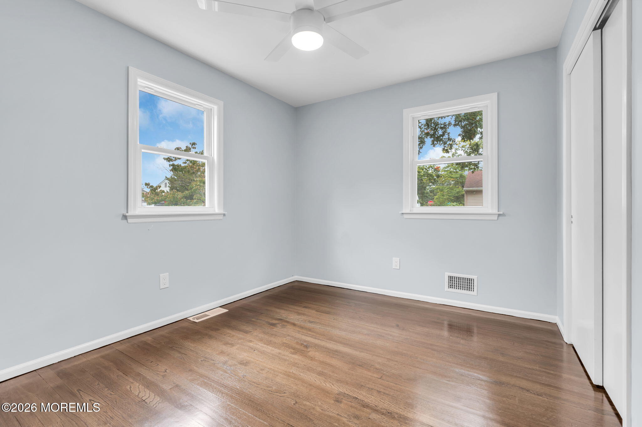 652 Berkeley Avenue Beachwood NJ 08722