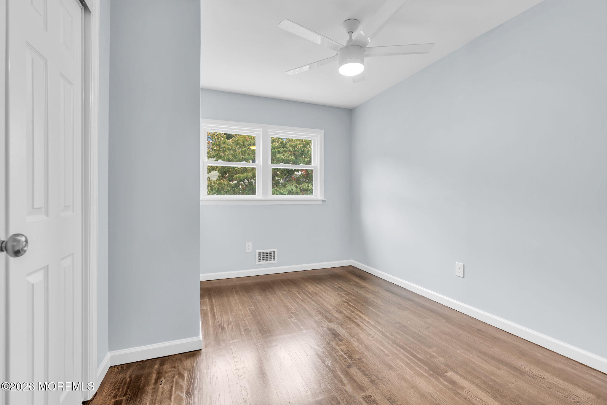 652 Berkeley Avenue Beachwood NJ 08722