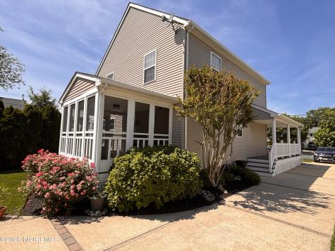 513 Evergreen Avenue Bradley Beach NJ 07720