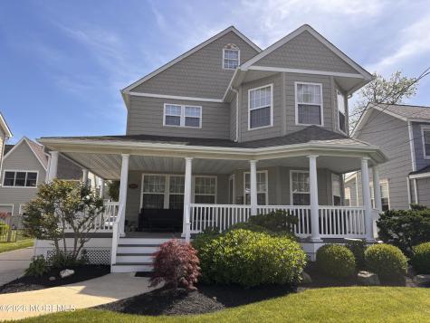 513 Evergreen Avenue Bradley Beach NJ 07720