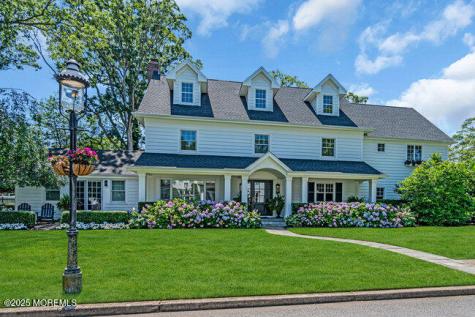 12 Red Oak Drive Spring Lake NJ 07762