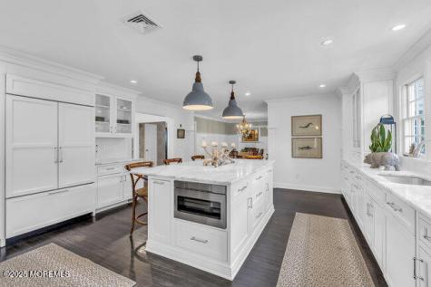12 Red Oak Drive Spring Lake NJ 07762