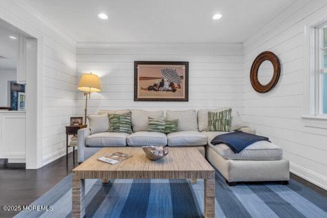 12 Red Oak Drive Spring Lake NJ 07762