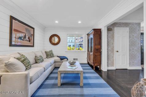12 Red Oak Drive Spring Lake NJ 07762