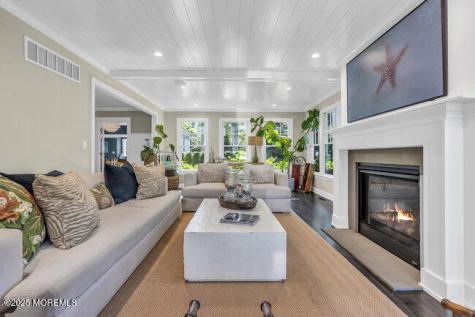12 Red Oak Drive Spring Lake NJ 07762