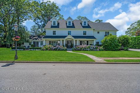 12 Red Oak Drive Spring Lake NJ 07762